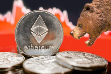 After Flash-Crashing to $191, Analysts Expect Ethereum to Continue Dropping
