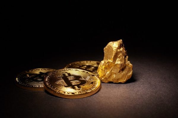 Analyst: Bitcoin Price Drop Could Put its Gold 2.0 Status in Jeopardy