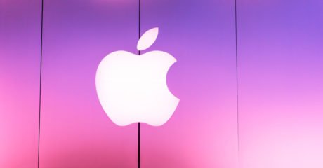 Apple Sees Long-Term Crypto Potential, But Lags Way Behind Competitors