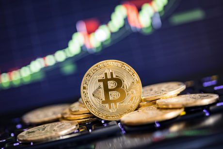 Bitcoin Dips Below $11,000: Analysts Forecast 30% Drop to CME Futures Gap