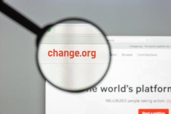 Change.org Creates The Mining Screensaver to Benefit Its Foundation
