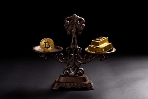 Veteran Traders Hint at Massive Future Adoption of Bitcoin