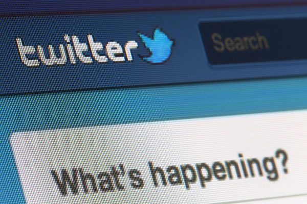 Twitter Sparks Conspiracy Theories After Suspending @Bitcoin Account